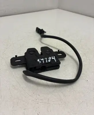Volvo S80 Engine bonnet/hood lock/catch 31425845