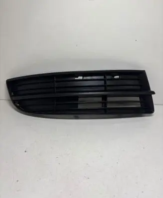 Volkswagen Touran I Front bumper lower grill 1T0853666 DNW13403