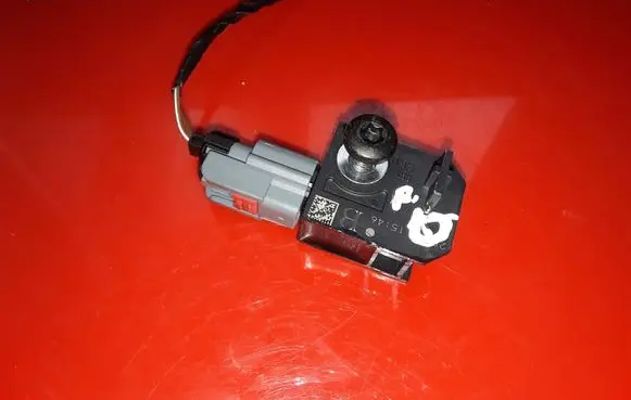 Opel Zafira C Airbag deployment crash/impact sensor 13504470 509A5ACF