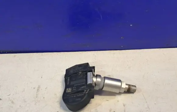 Volvo XC90 Tire pressure sensor 8G921A159AE