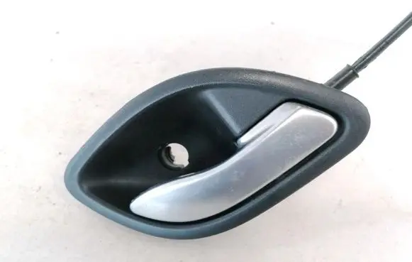 Renault Laguna II Rear door interior handle 8200000724