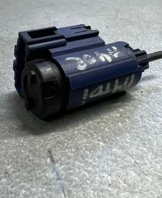 Audi A4 S4 B6 8E 8H Clutch pedal sensor 8E0927189