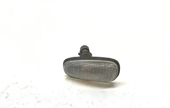 Opel Astra G Front fender indicator light 10364604