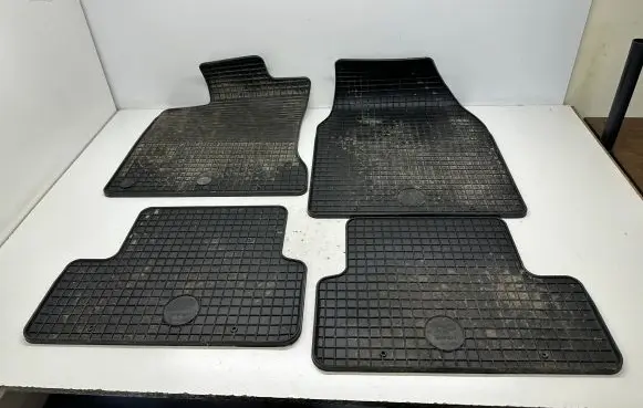 Nissan Qashqai Car floor mat set 