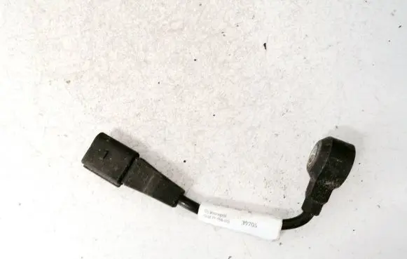 Volkswagen Golf IV Detonation knock sensor 06a905377b