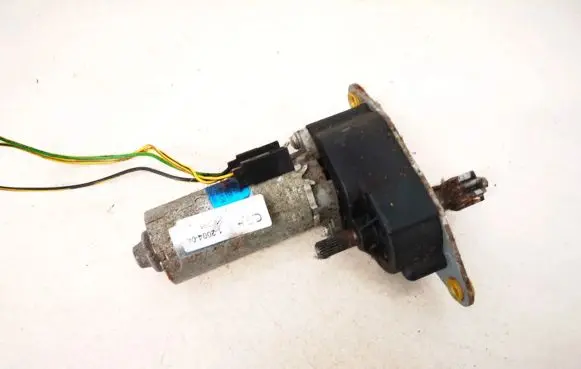 BMW X3 E83 Seat adjustment motor 0130002619