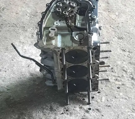 Audi A6 S6 C6 4F Engine head 059063DN