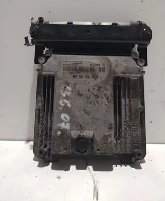 Volkswagen PASSAT B6 Engine control unit/module 03L907309