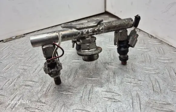 Subaru Impreza III Fuel injectors set FBYBG10