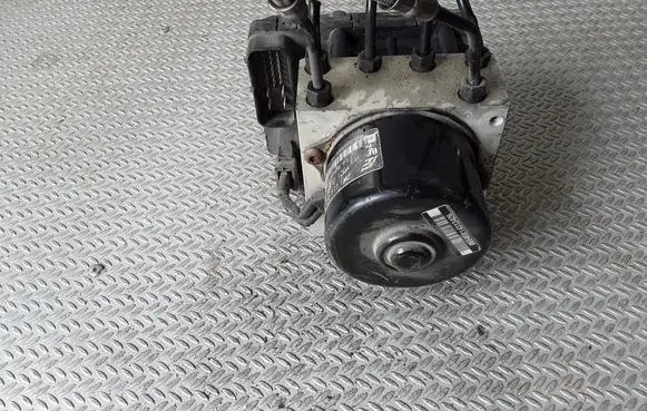 Volkswagen Golf IV ABS Pump 1J0907379P 5WK8476
