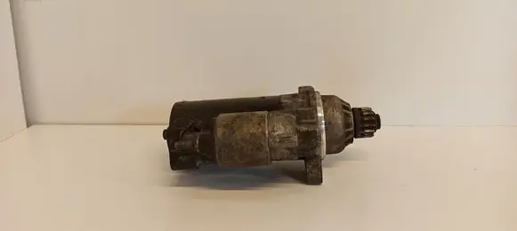 Volkswagen Tiguan Starter motor 02M911024C
