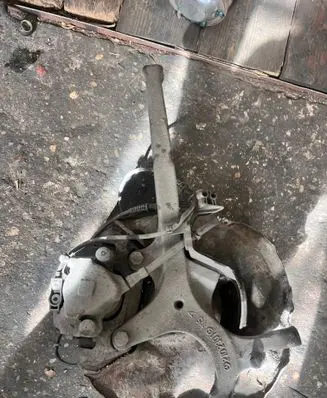 Mercedes-Benz E W210 Front wheel hub spindle knuckle 2102301015