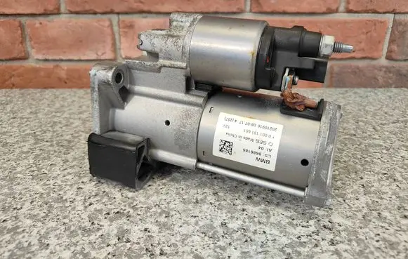 BMW X1 F48 F49 Starter motor 8686185