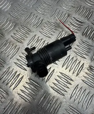Nissan Navara D23 Windscreen/windshield washer pump 1024251 1607141345