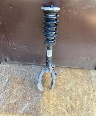 Volvo XC90 Front shock absorber/damper P31658004