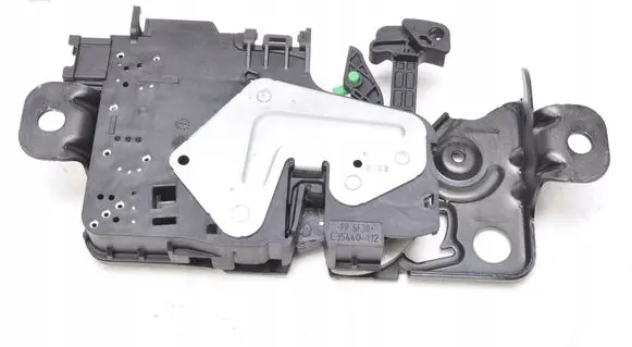 BMW 1 F40 Tailgate/trunk/boot lock/catch/latch 738328219