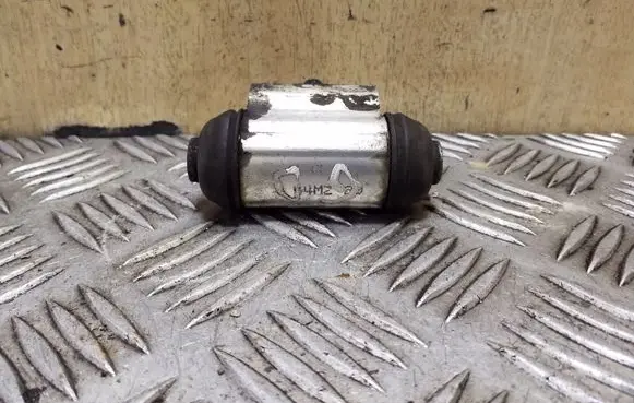Ford Focus Rear brake cylinder 