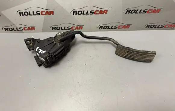 Volvo S40, V40 Accelerator throttle pedal 30865642