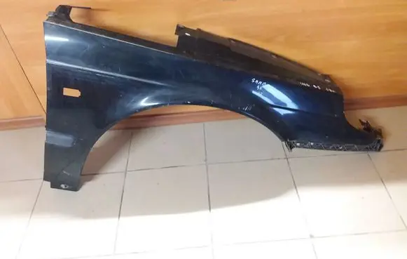 Saab 9-5 Fender