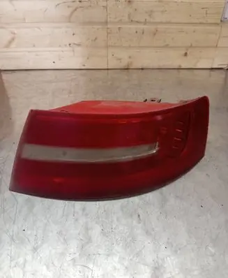 Audi A6 S6 C6 4F Rear/tail lights 4F5945096J 89319281