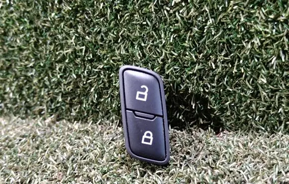 Central locking switch button