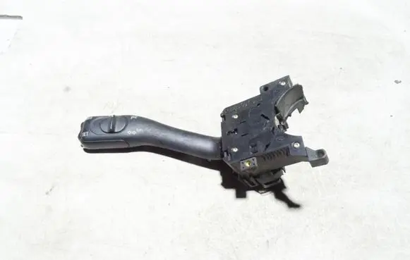 Volkswagen PASSAT B5 Indicator stalk