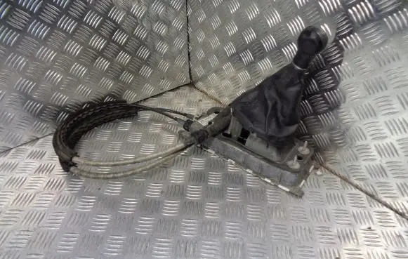 Seat Leon (1P) Gear selector/shifter in gearbox 1K0711049AS