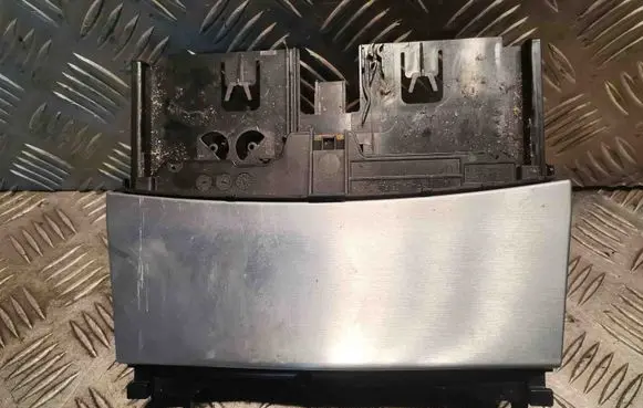 Car ashtray