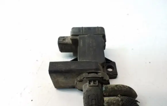 Opel Antara Turbo solenoid valve 25183170