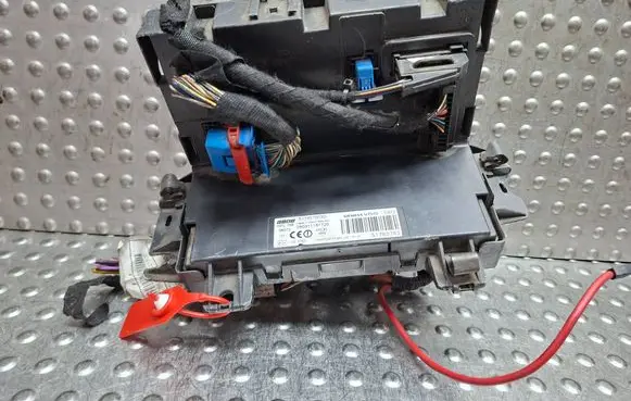 Fiat Panda II Fuse module S27635066 S118578030I 51783783