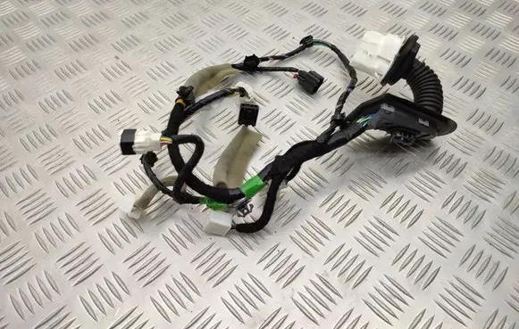 Mazda 2 Front door wiring loom