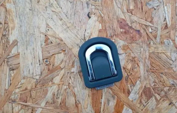 Subaru Outback Tie down hook / loop 
