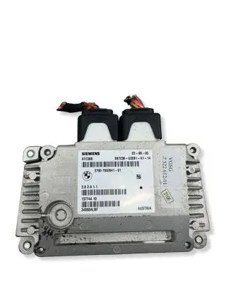 BMW 5 E60 E61 Transfer box differential control unit 7552841 13774410 382611