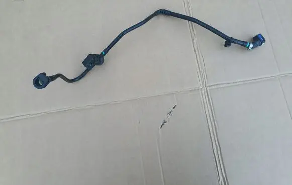 Chrysler Pacifica Vacuum line/pipe/hose 52030244AA
