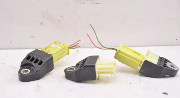 Toyota Yaris Airbag deployment crash/impact sensor 898310D090