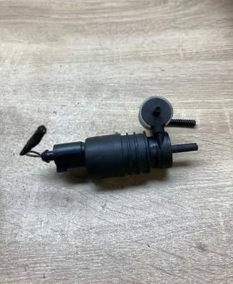 Windscreen/windshield washer pump