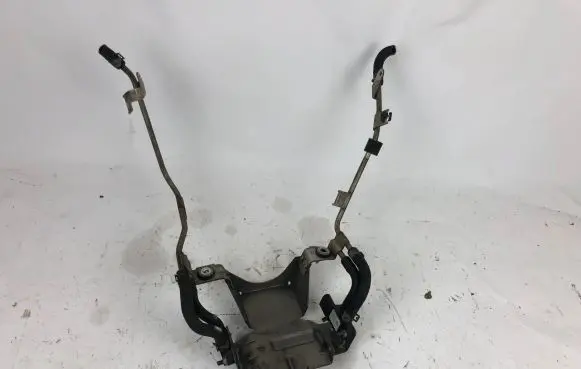 Audi Q7 4L Other engine bay part 7L8131553B