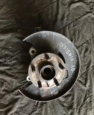 Opel Insignia A Front wheel hub spindle knuckle