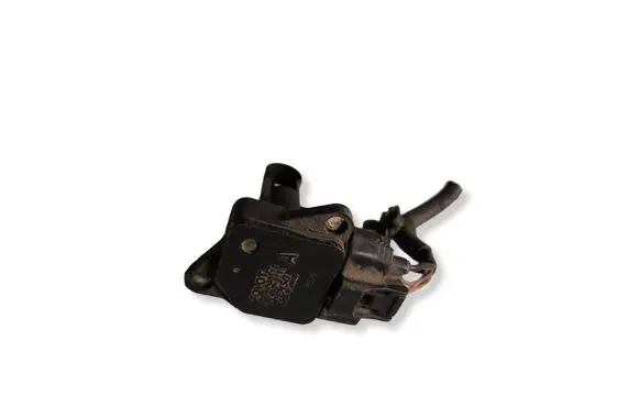 Toyota Yaris Mass air flow meter 2220430010 02621