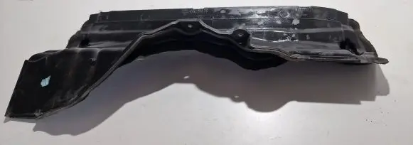 BMW 5 F10 F11 Heat shield in engine bay 7204334 850610
