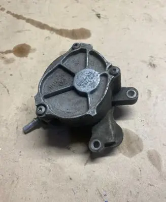 Ford Focus C-MAX Vacuum pump D1651C1 2311S