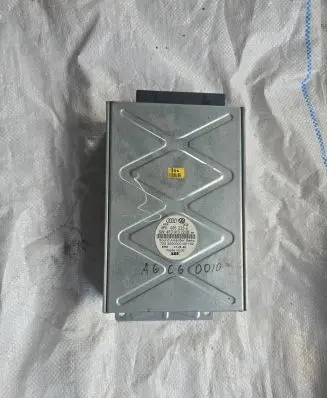 Audi A8 S8 D3 4E Sound amplifier 4E0035223 4F0910223B 300000006