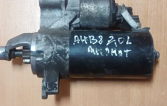 Audi A4 S4 B8 8K Starter motor