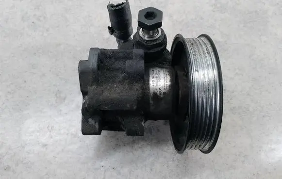 Audi A6 S6 C6 4F Power steering pump 4F0145155E