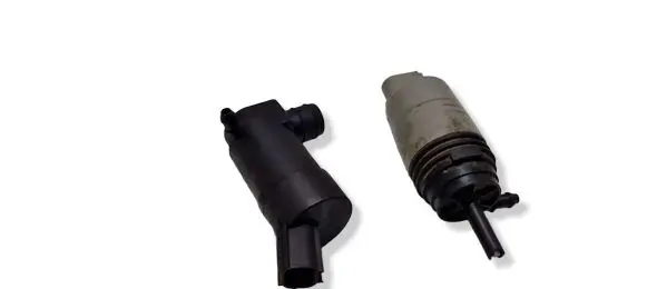 Jaguar XF X250 Windscreen/windshield washer pump 23557610
