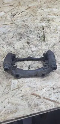 Mercedes-Benz E W211 Front Brake Caliper Pad/Carrier 0204201863