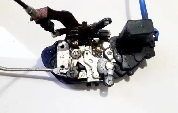 KIA Carnival Front door lock