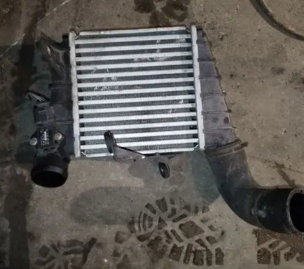 Skoda Roomster (5J) Intercooler radiator 6Q0145804