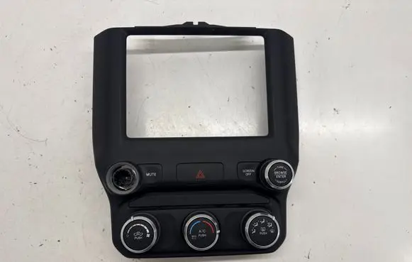 Dodge RAM Climate control unit 68340283AC 68340283AE 68340283AD