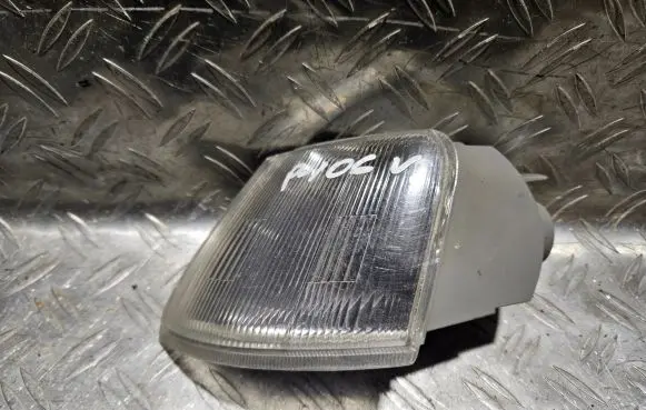 Peugeot 106 Front indicator light 6R092014